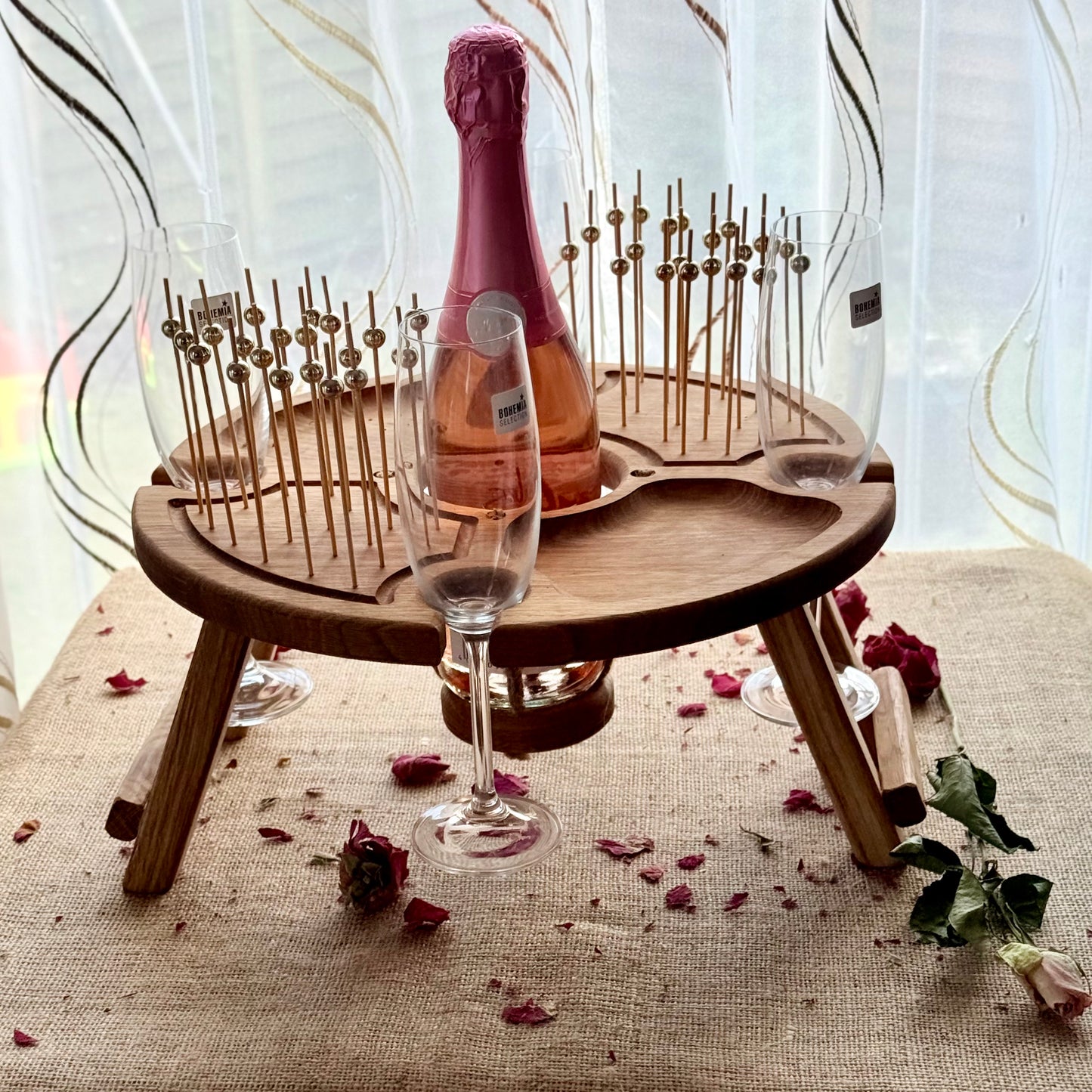 Multifunktionaler Weintisch & Cocktailtisch aus Eichenholz – Klappbares Serviertablett mit Cocktailspießen