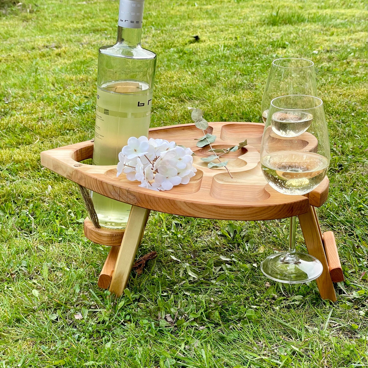 Klappbarer Picknicktisch aus Kirschbaum