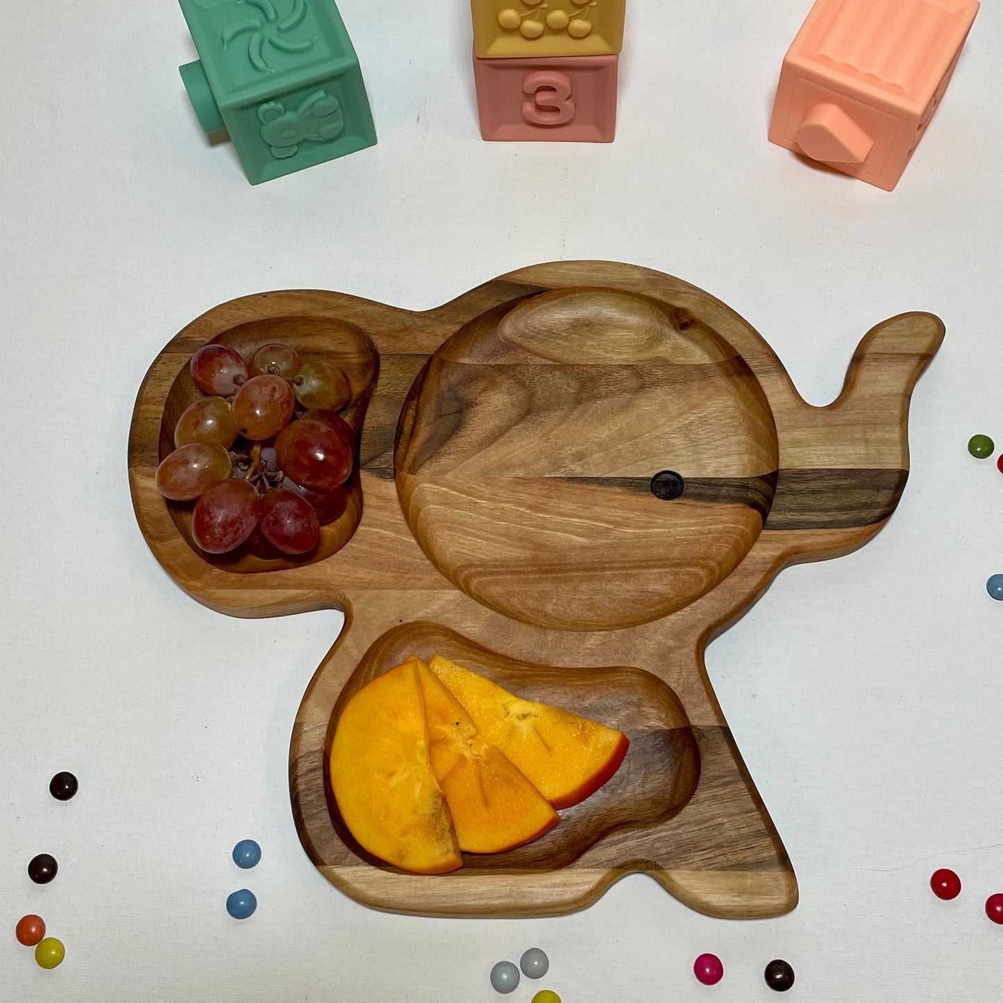 Kinderteller aus Walnussholz – Tierform, Holzteller mit Trennwand, Montessori Geschirr Kinder, Frühstücksteller Kinder, handmade wooden plate