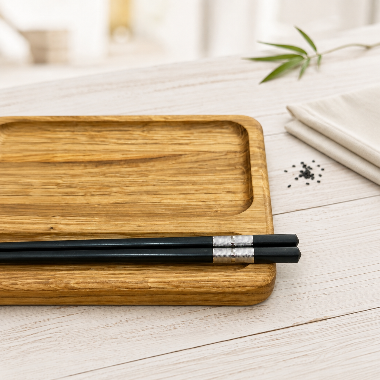 Sushi-Brett-Set aus Eichenholz – Servierbrett mit Sojaschale und Essstäbchen, 35 cm