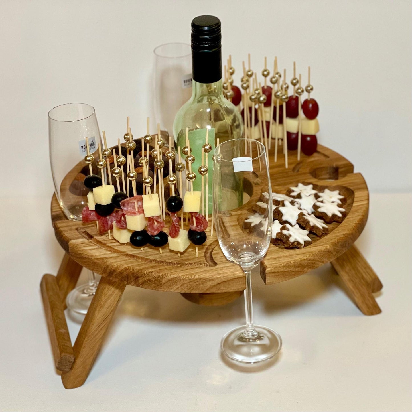 Multifunktionaler Weintisch & Cocktailtisch aus Eichenholz – Klappbares Serviertablett mit Cocktailspießen