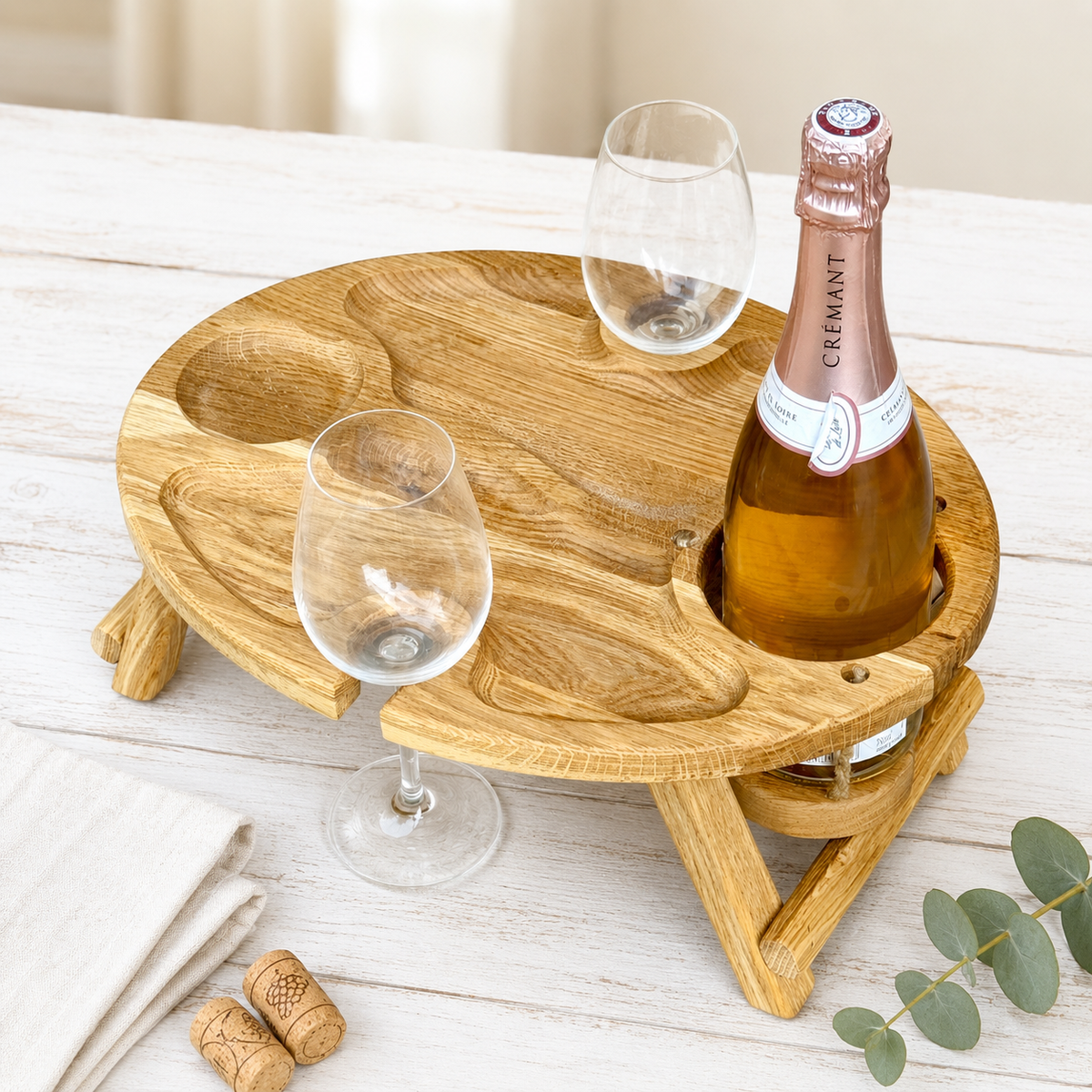 Klappbarer Weintisch aus Eichenholz für 2 Gläser – Picknicktisch mit hängendem Flaschenhalter, Geschenk für Weinliebhaber