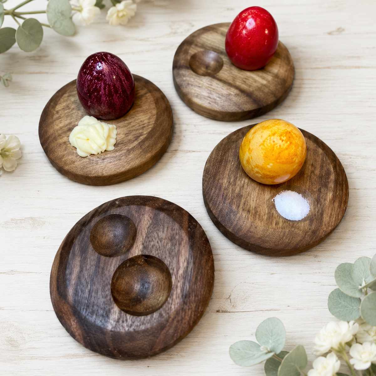 Eierteller aus Holz im 2er- oder 4er-Set – Eierbecher mit Salzmulde | Kirsche oder Walnuss