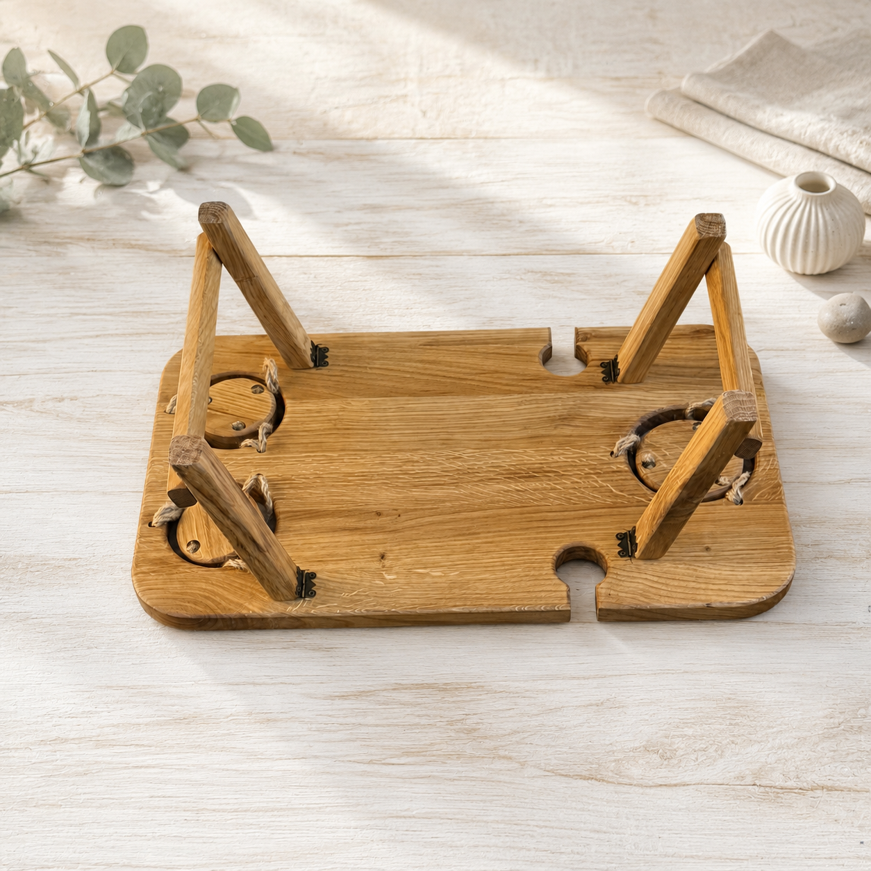 Klappbare Picknick-Bar aus Eiche – Getränketisch für 3 Flaschen oder Dosen, 2 Weingläser & Snacks