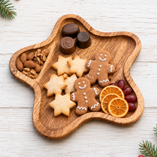 Holzteller Stern – Servierbrett aus Eiche 30 cm – Weihnachtliche Snackplatte für Plätzchen, Nüsse, Pralinen, Käse.