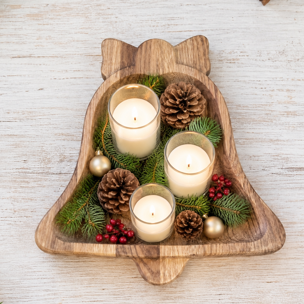 Weihnachtsplatte Glocke aus Eichenholz – Servierbrett & Adventsdeko für Plätzchen, Kerzen und Zapfen