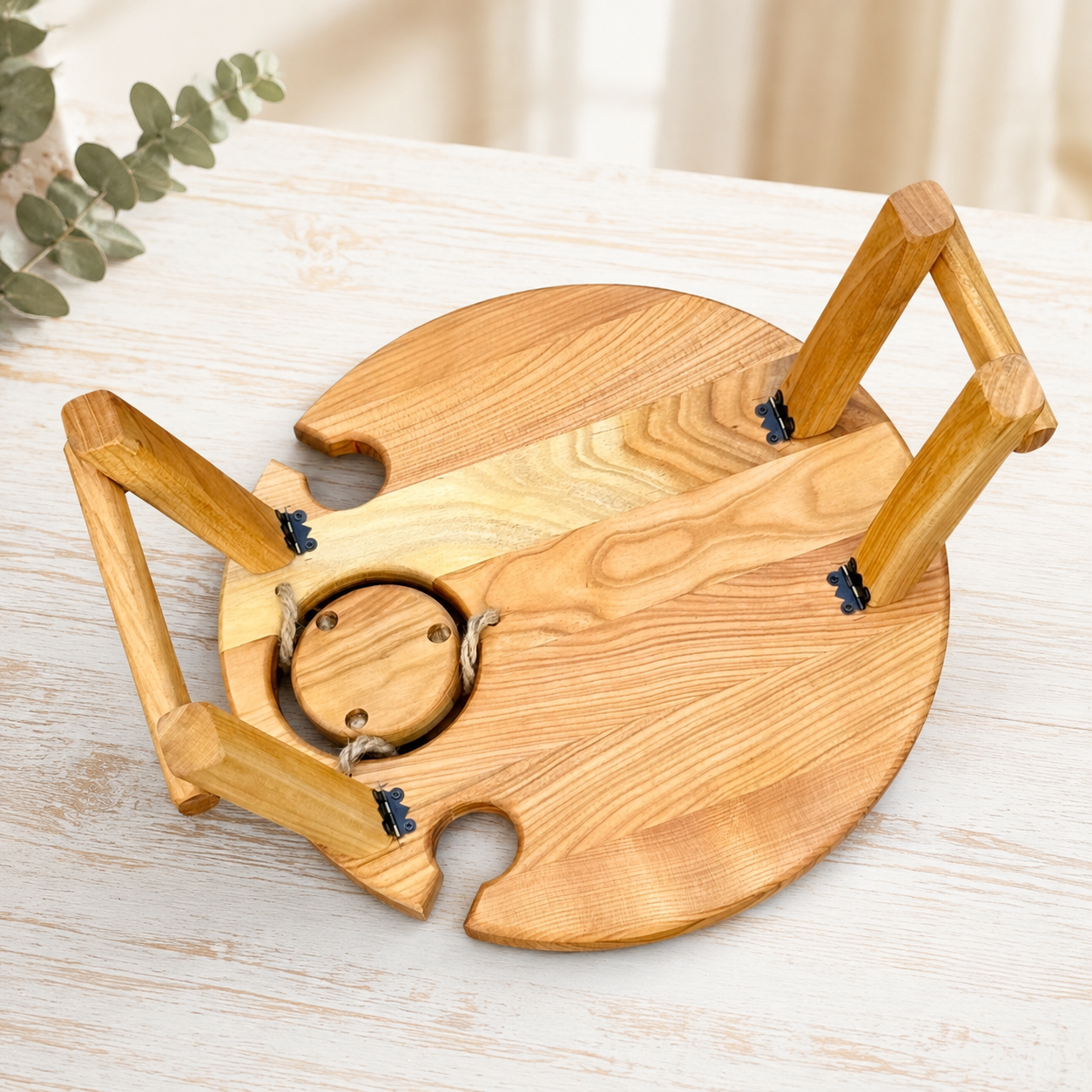 Klappbarer Weintisch aus Holz für 2 Gläser | Picknicktisch mit hängendem Flaschenhalter | Eiche oder Kirsche Ø 35 cm