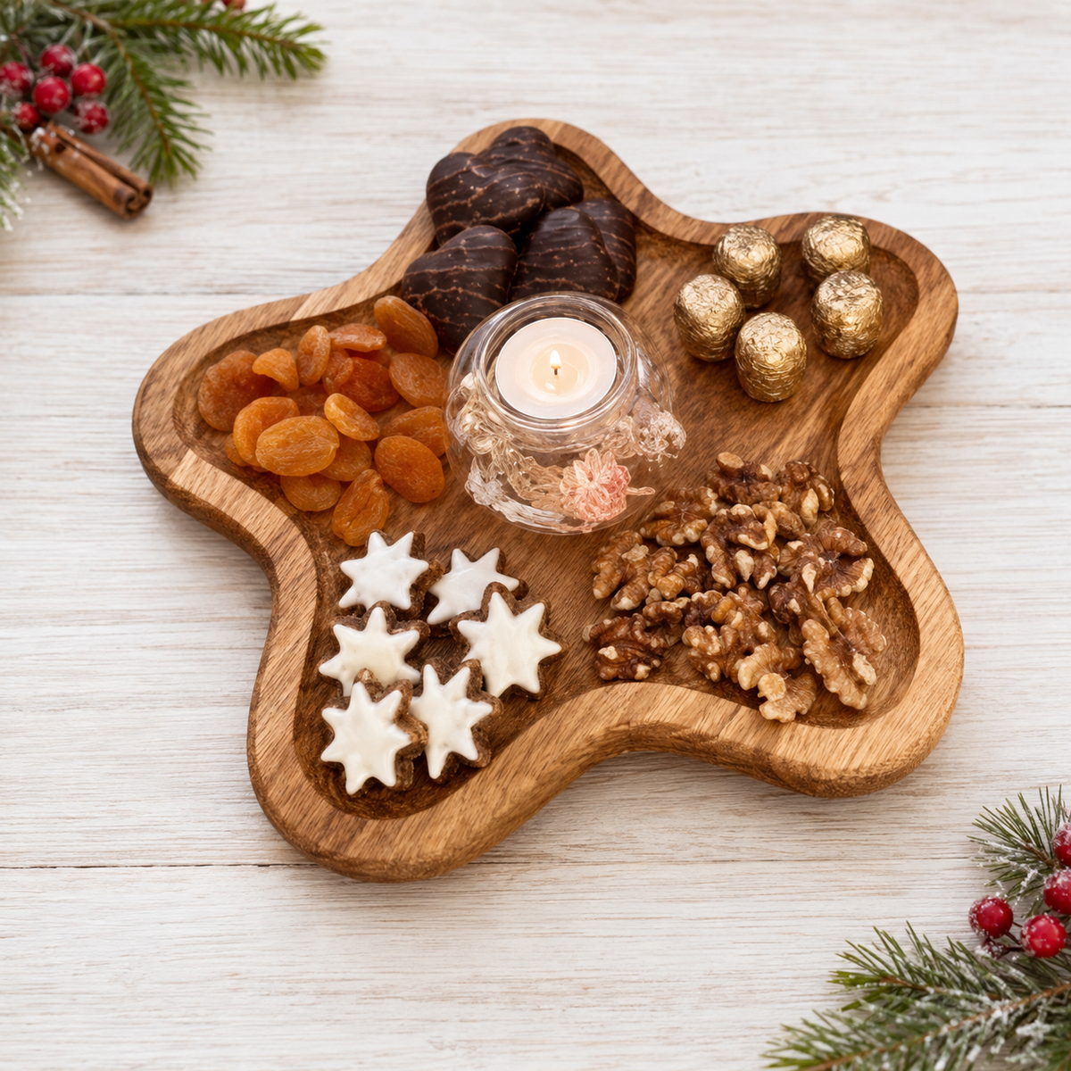 Holzteller Stern – Servierbrett aus Eiche 30 cm – Weihnachtliche Snackplatte für Plätzchen, Nüsse, Pralinen, Käse.