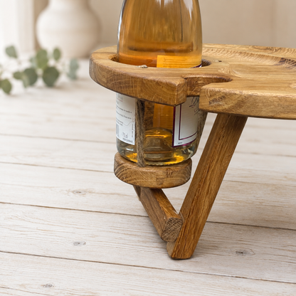 Klappbarer Weintisch aus Holz für 2 Gläser | Picknicktisch mit hängendem Flaschenhalter | Eiche oder Kirsche Ø 35 cm