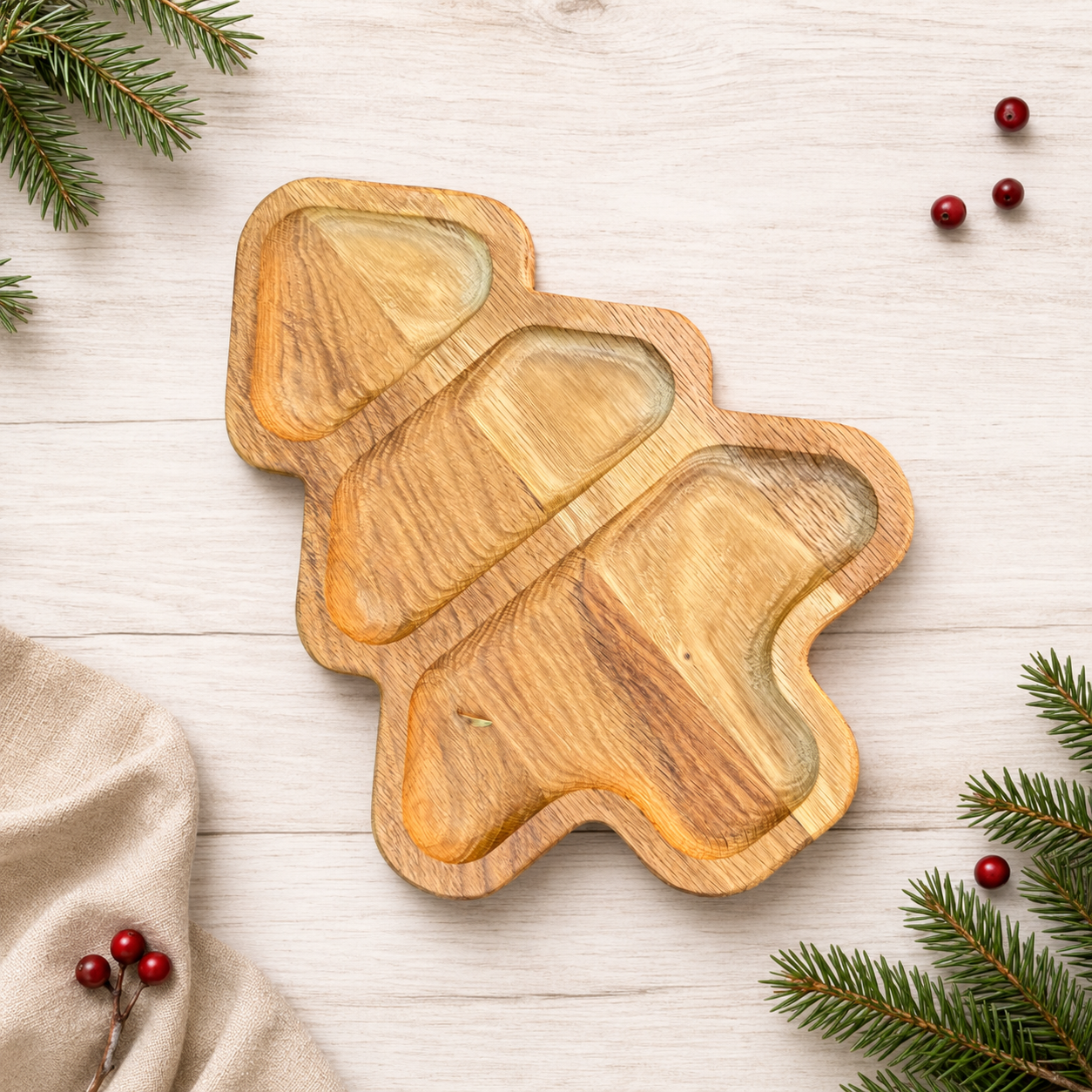 Holzteller, Tannenbaum-Servierplatte aus Eichenholz mit drei Fächern. Ideal für Plätzchen, Nüsse, Pralinen und Weihnachtssnacks.