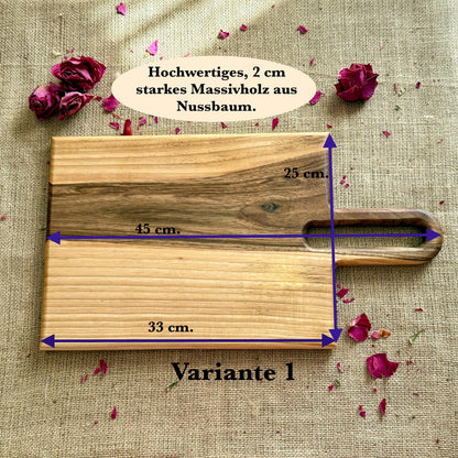 Charcuterie Brett aus Nussbaum – Servierbrett & Schneidebrett aus Holz – Handgemachtes Weihnachtsgeschenk, Käseplatte & Brotzeitbrett für Genießer
