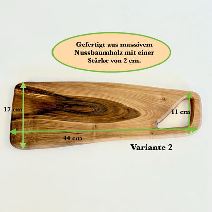 Charcuterie Brett aus Nussbaum – Servierbrett & Schneidebrett aus Holz – Handgemachtes Weihnachtsgeschenk, Käseplatte & Brotzeitbrett für Genießer