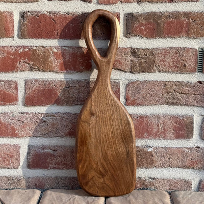 Schneidebrett aus Walnussholz handgemacht, Design Servierbrett, Unikat mit Griff, Holzbrett, Küchenbrett,  Brotzeitbrett, Geschenk aus Holz.