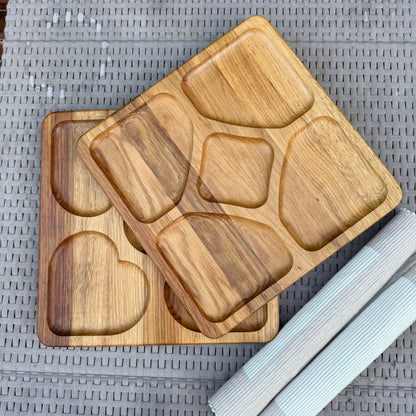 Vesperplatte aus Eiche mit 5 Fächern – 30x30 cm Servierbrett, Frühstücksteller, Antipasti-Teller, Brotzeitbrett, Schneidebrett, Geschenkidee.