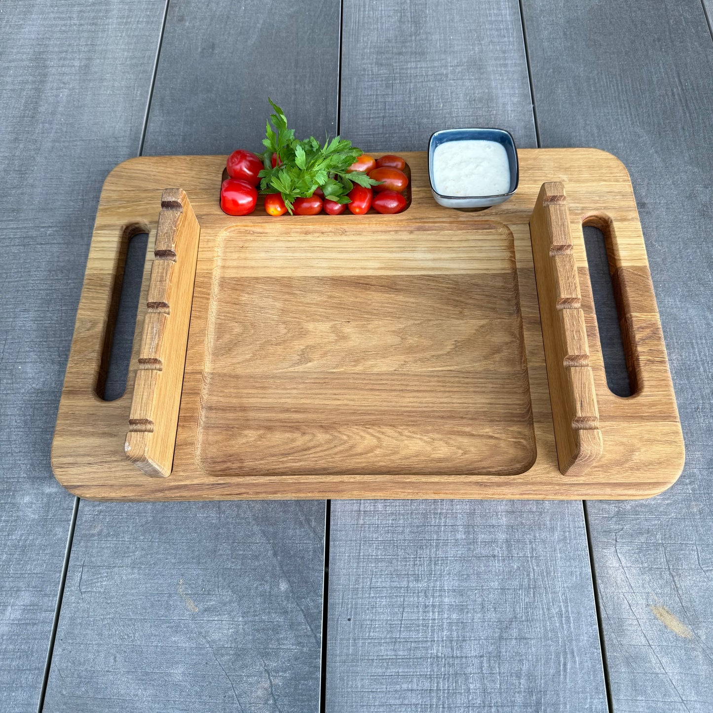 Schaschlikbrett aus Eichenholz – Mit Soßenschale & Zwiebelbrett, perfektes Grill-Geschenk