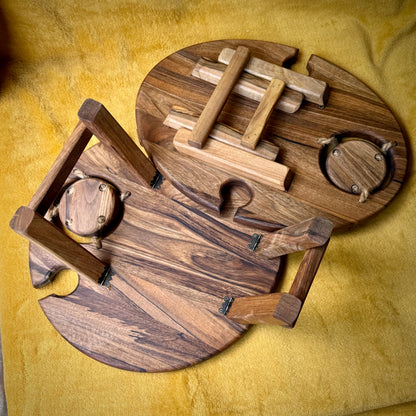 Klappbarer Weintisch aus Nussbaum – Handgefertigtes Serviertablett für Picknick & Zuhause