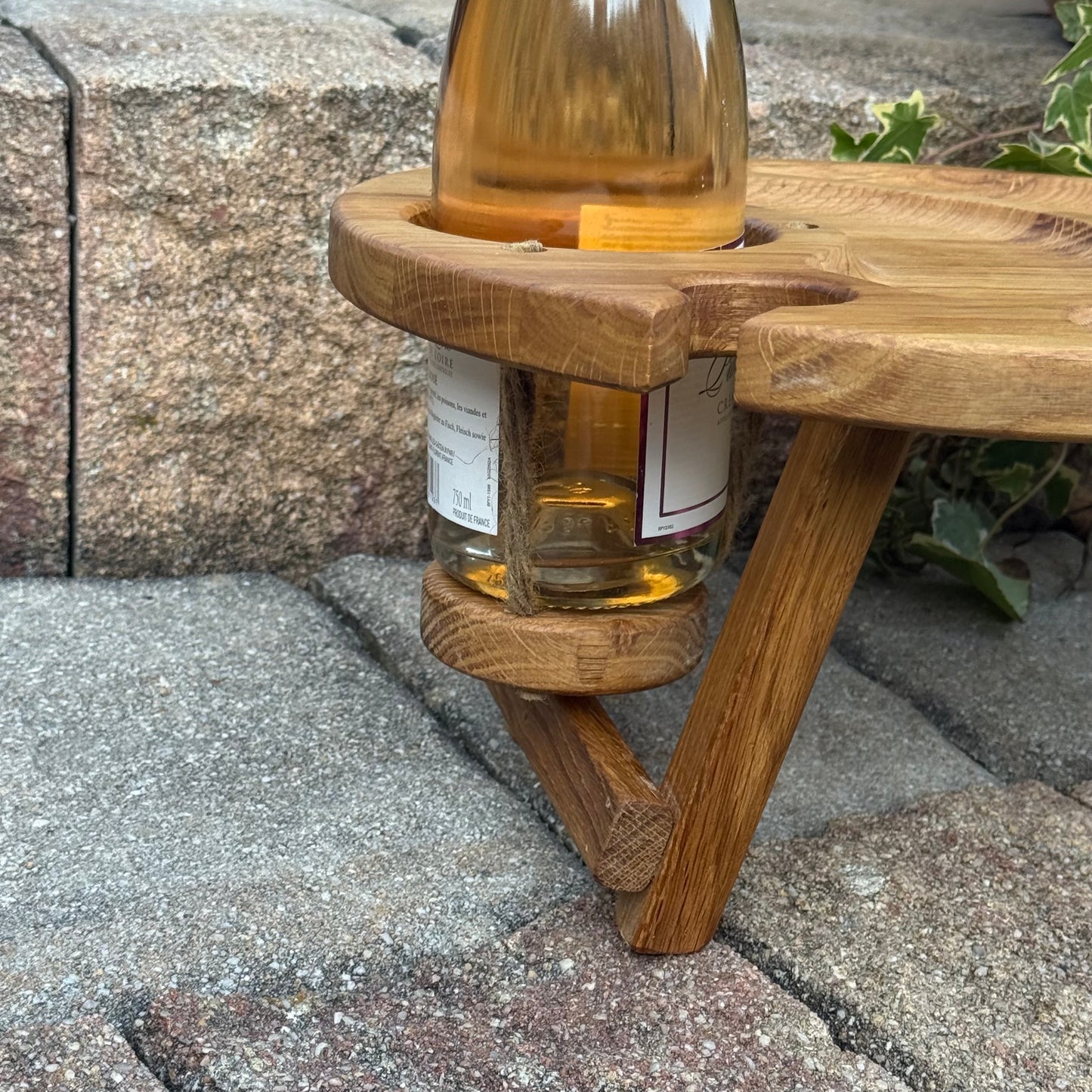 Personalisierter Klappbarer Weintisch aus Eichenholz – Perfekt für Picknick, Camping & besondere Anlässe