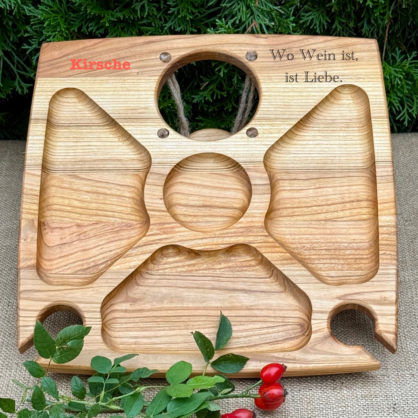 Personalisierter Weintisch aus Eichenholz – Klappbarer Picknicktisch & Couchbar mit Flaschenhalter