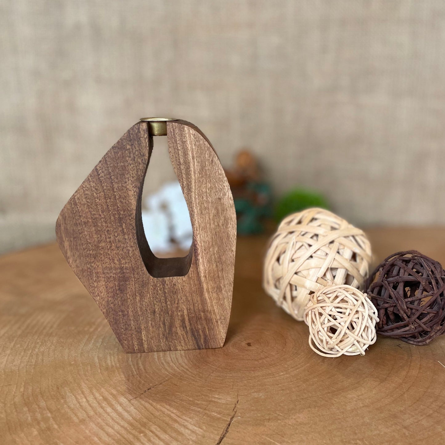 Kerzenhalter 3er-Set aus Nussbaumholz – Handgefertigte Holzkerzenständer im Vintage-Stil