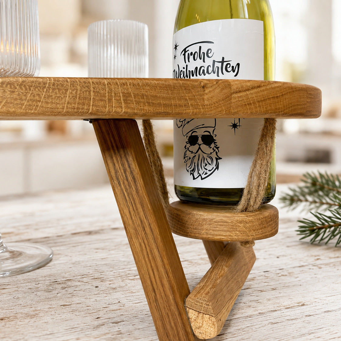 Klappbarer Weintisch aus Eichenholz für 2 Gläser – Picknicktisch mit hängendem Flaschenhalter, Geschenk für Weinliebhaber