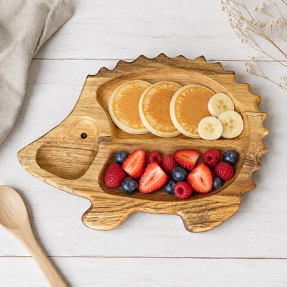 Holz-Kinderteller Igel mit Unterteilung – Snack-Tablett aus Eichenholz