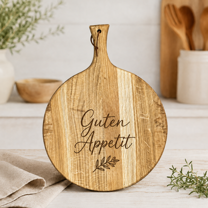 Rundes Pizzabrett aus Massivholz mit Griff – Schneidebrett & Servierbrett, optional mit Gravur