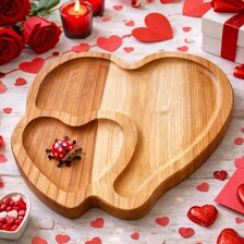 Herz Servierteller aus Kirschbaumholz – personalisiert mit Wunschgravur – Geschenk für Hochzeit, Muttertag & Jahrestag