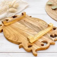 Astay, Geschnitzte Servierplatte aus Holz mit Füßen – Walnuss oder Kirschbaum, orientalisches Tablett für Antipasti, Käse & Obst