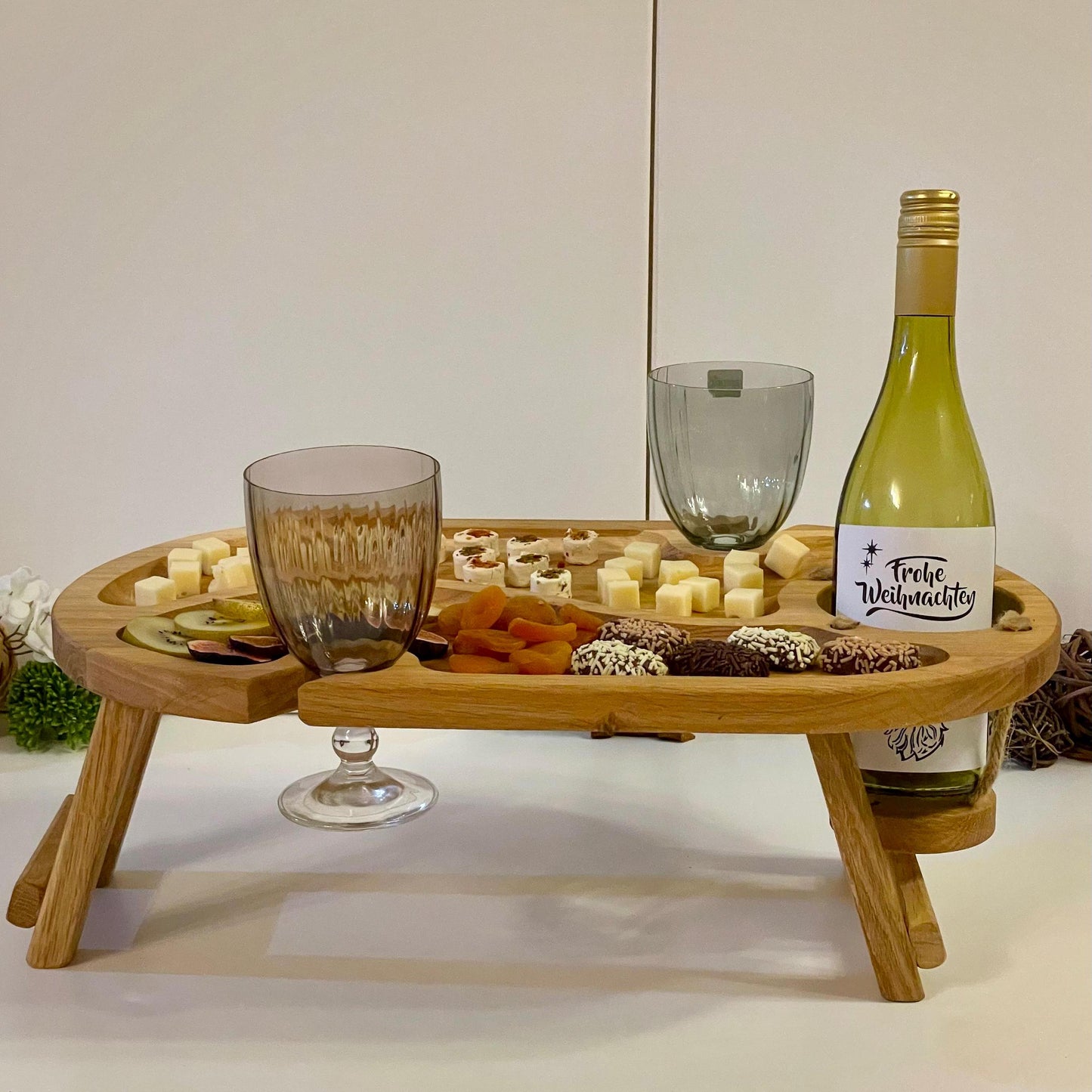 Weintisch, Picknicktisch, Betttablett aus Eichenholz Oval 2, Serviertablett mit Beine, WeinKäse Holztablett, Hochzeitsgeschenk, Geschenkidee